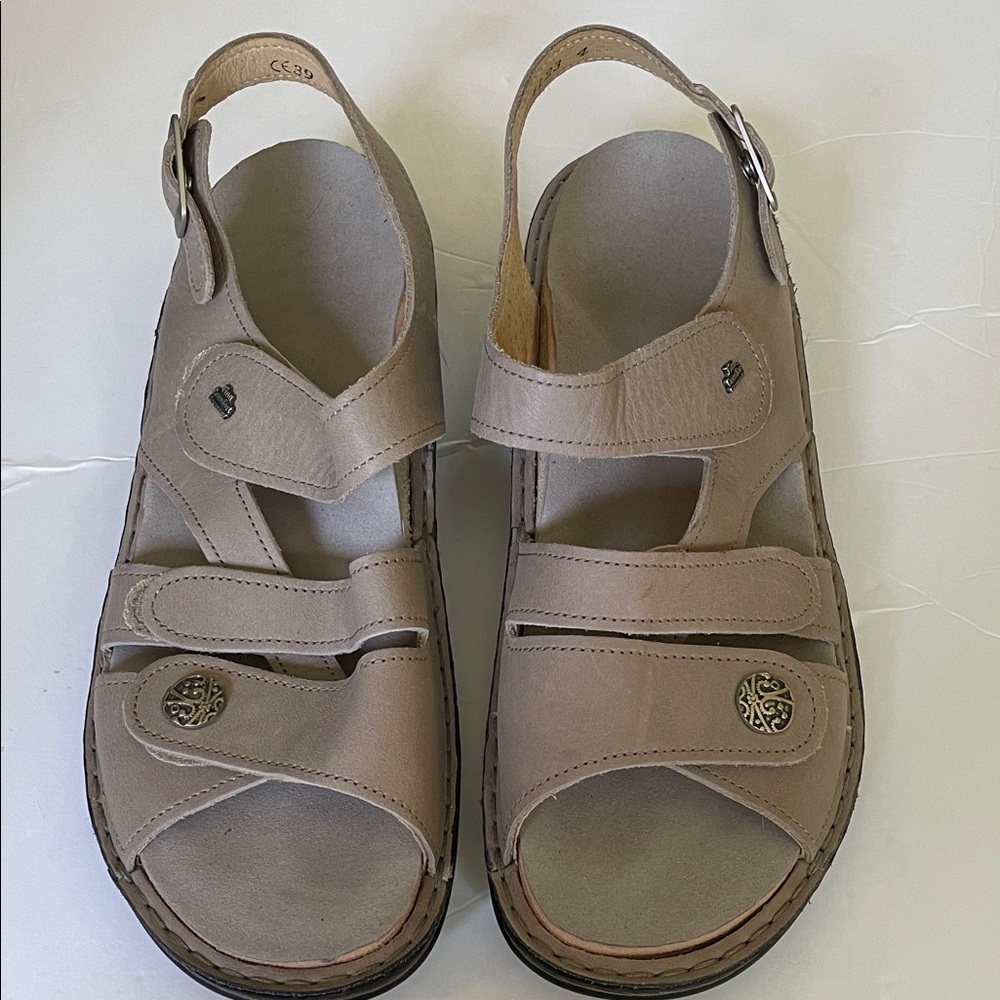Finn Comfort Gomera Sandals